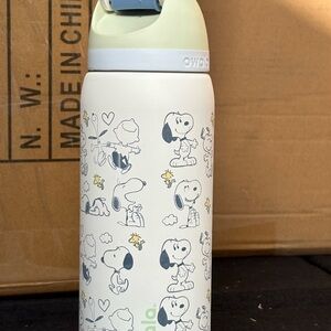 Snoopy Print White & Cream Stainless Dog Water Bottle -
